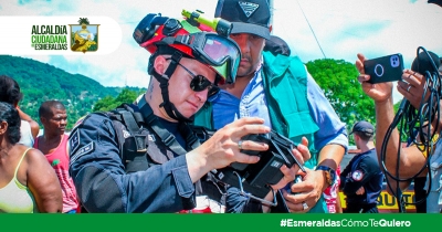 Bomberos de Quito contribuyen en mitigaci&oacute;n de emergencia en Esmeraldas