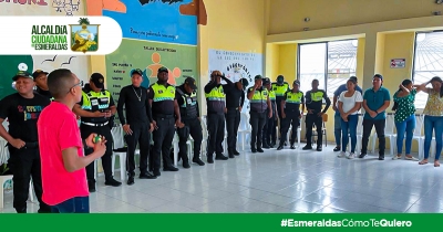 Alcald&iacute;a Ciudadana de Esmeraldas a trav&eacute;s de la Casa Municipal de la Juventud, capacitaron a Agentes de Tr&aacute;nsito