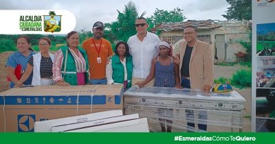 Alcald&iacute;a y Cooperaci&oacute;n GIZ entregan menaje a emprendedoras